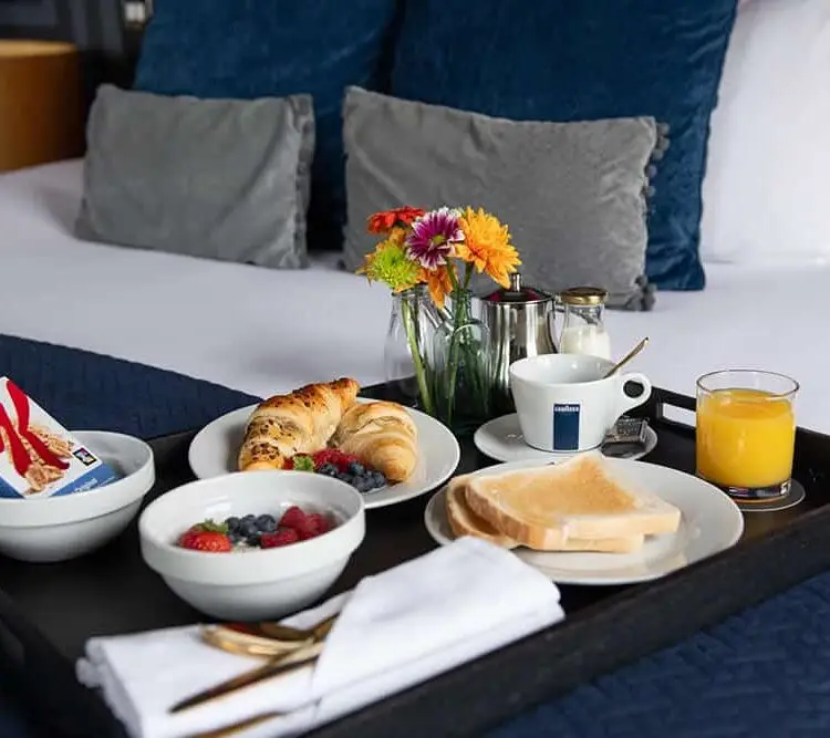 Breakfast @ 62